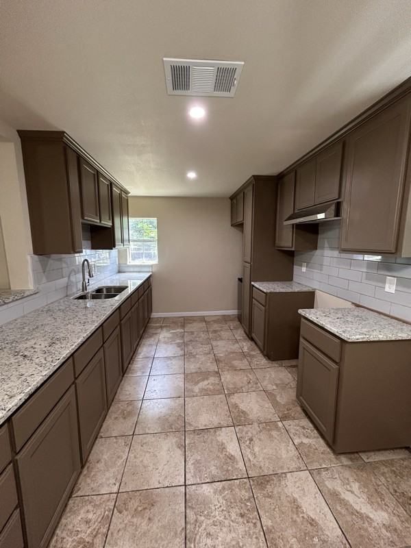 710 La Vega St - Photo 4 of 18
