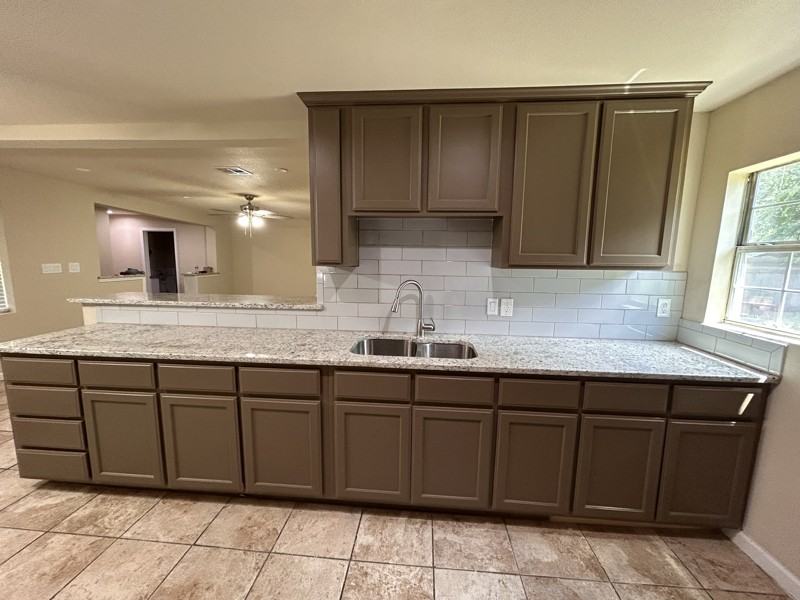 710 La Vega St - Photo 6 of 18