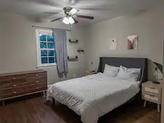 612 E Woodlawn Rd - Photo 6 of 19