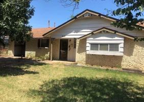 featured image of 652 Lotus Ave