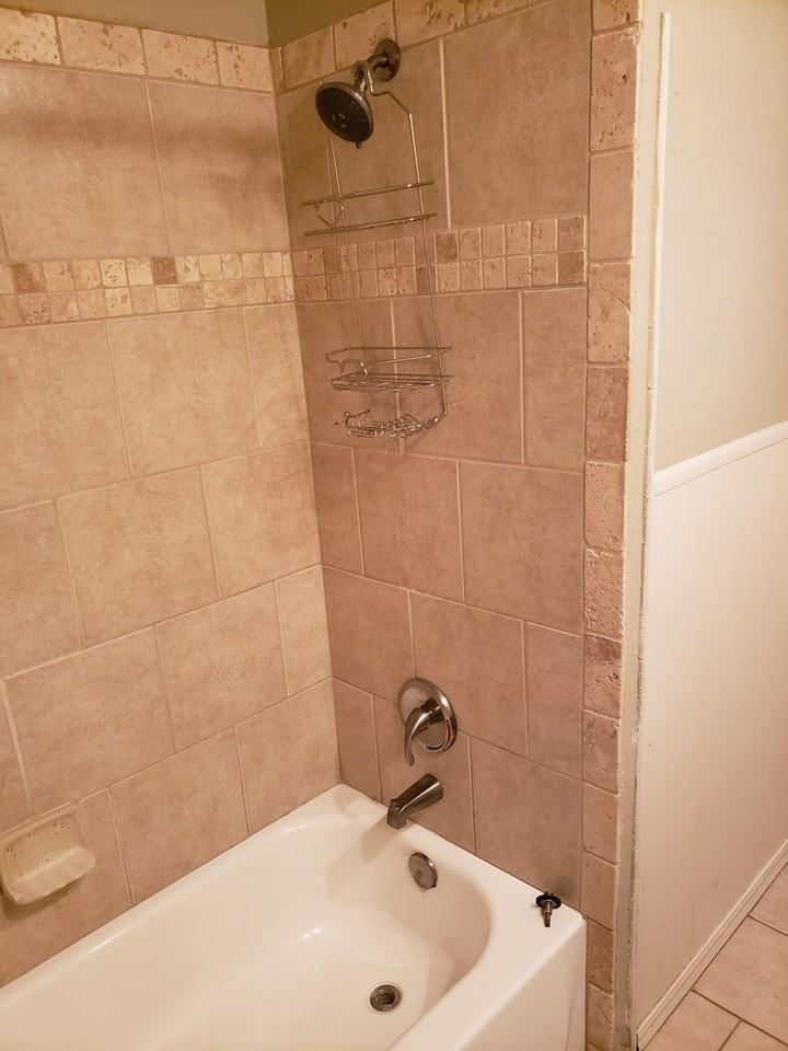 652 Lotus Ave - Photo 7 of 12