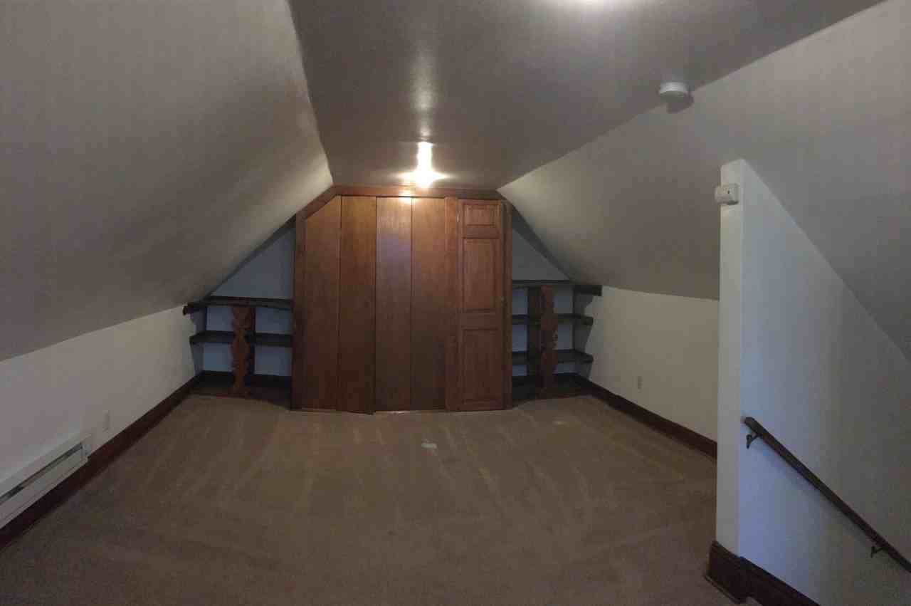 309 1/2 E 7th St #2 - Photo 7 of 14