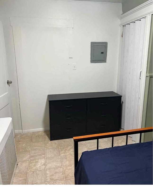 148 Delavan Ave - Photo 3 of 4