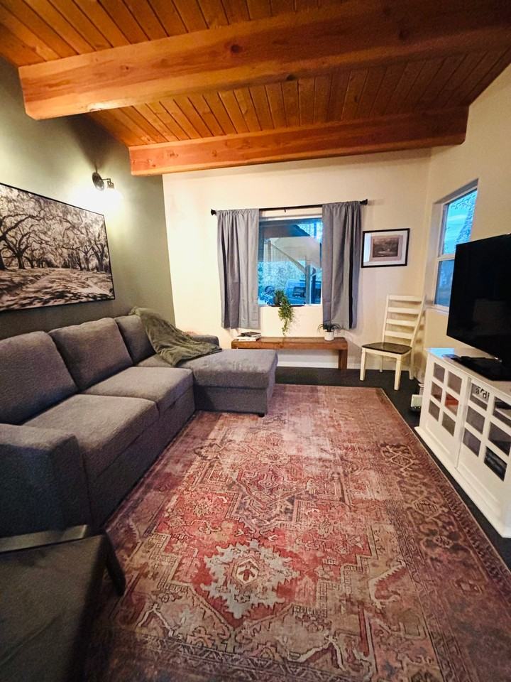 210 Orem St - Photo 6 of 20