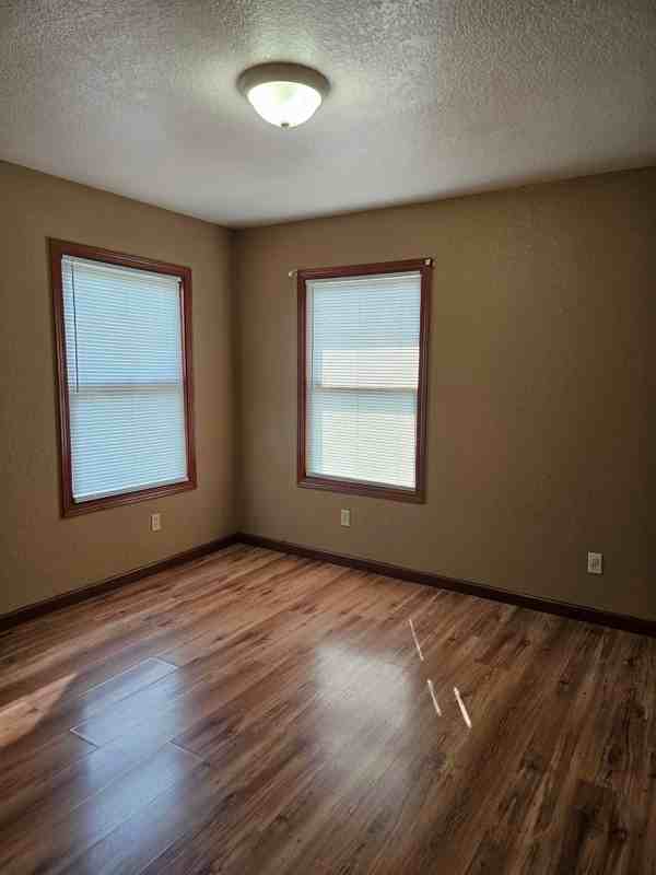 4558 Knoxville Hwy #B - Photo 4 of 5