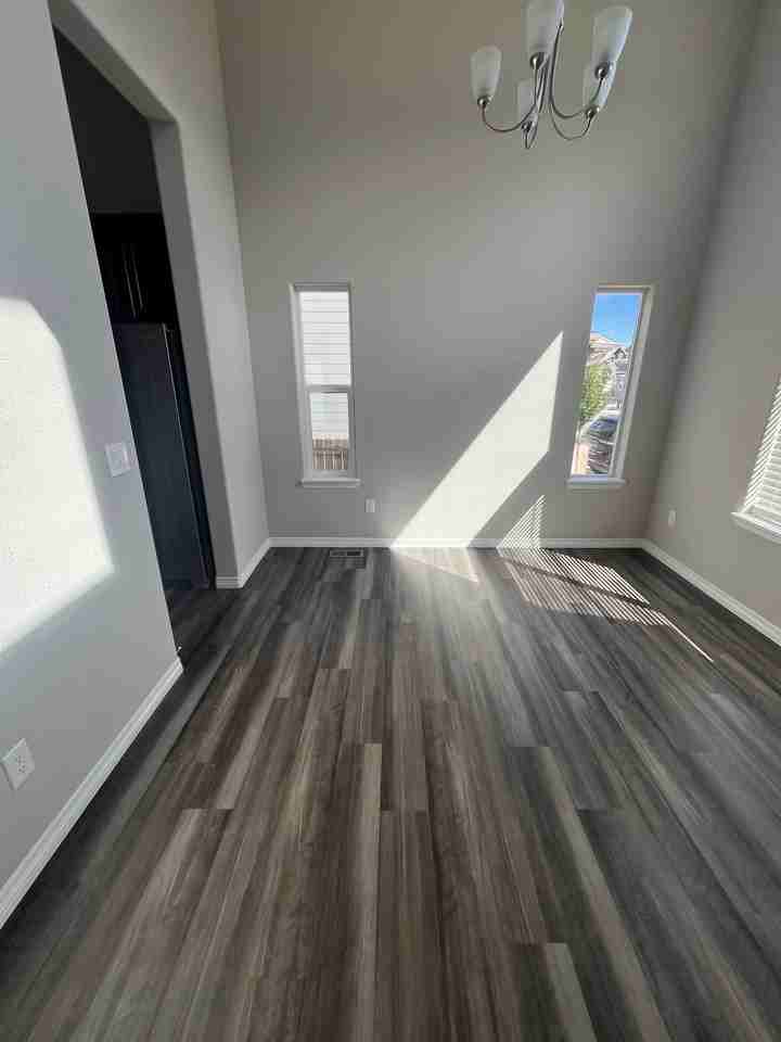 6452 Vedder Dr - Photo 3 of 33
