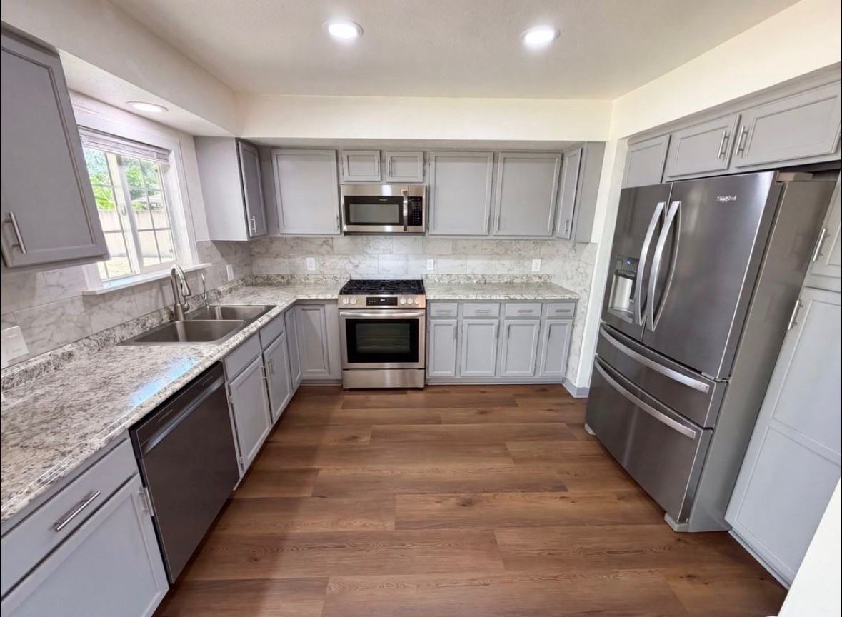 21312 E Greenhaven St - Photo 2 of 16