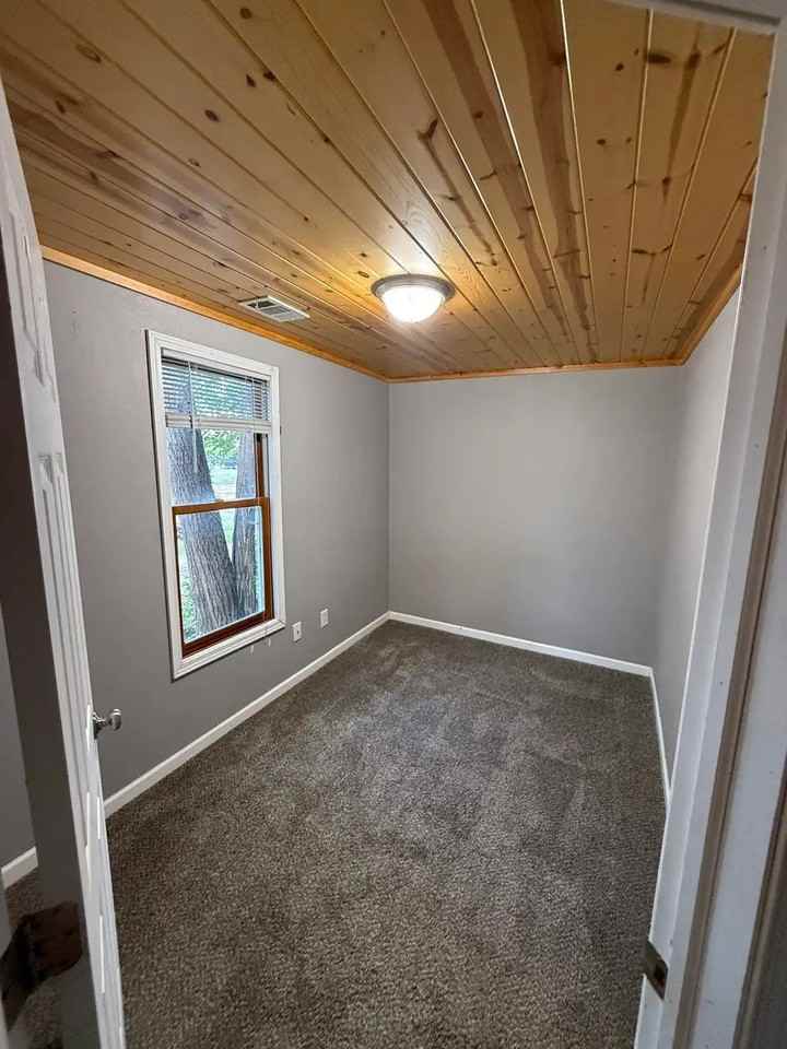 1414 Beltrami Ave Nw #A - Photo 7 of 9