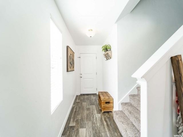 48 E Harmony Ct - Photo 4 of 33