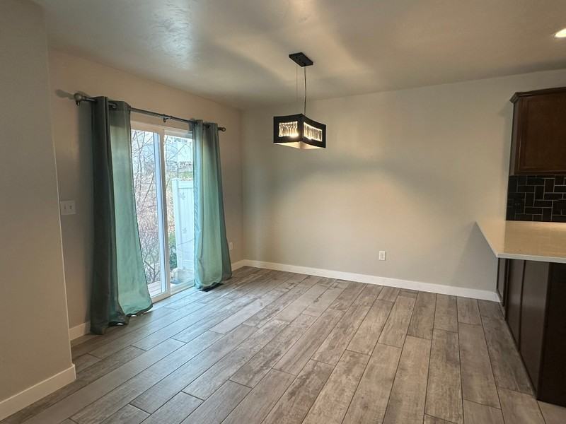 14255 S Side Hill Ln - Photo 6 of 40