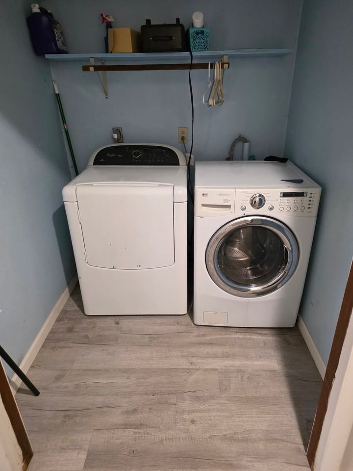320 Riverview St - Photo 2 of 15