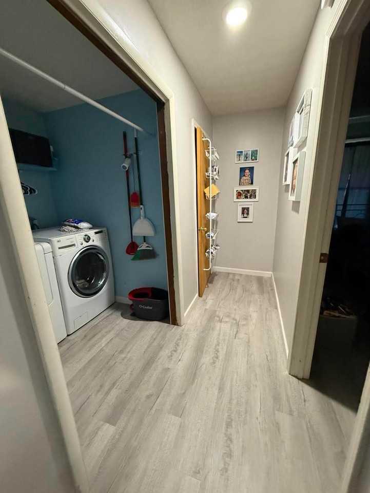 320 Riverview St - Photo 5 of 15