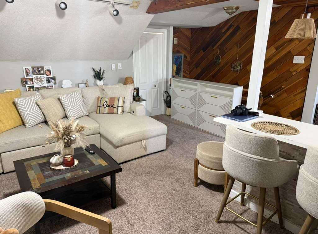 43 Irving St #FL3 - Photo 3 of 32