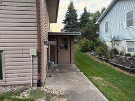 906 1/2 Lincoln St - Photo 1 of 1