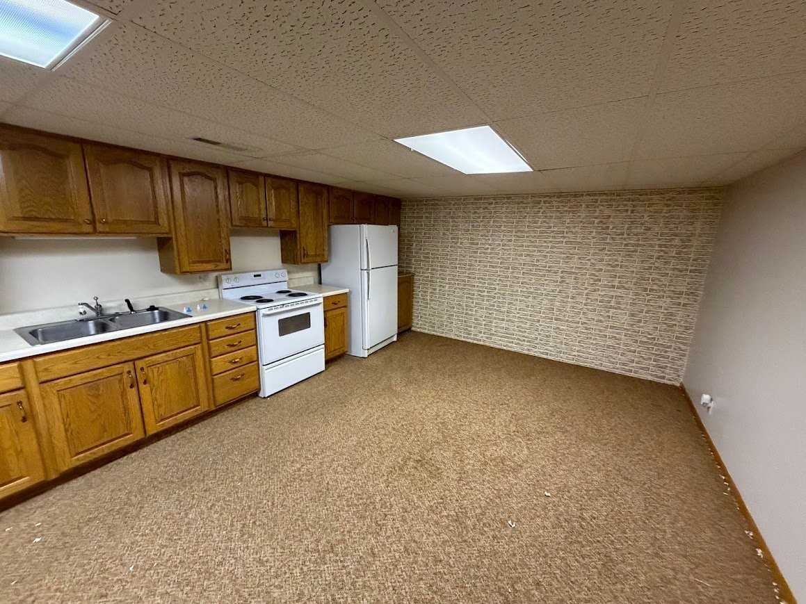 906 1/2 Lincoln St - Photo 6 of 10