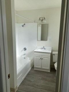 1904 E Wilson Ave #9 - Photo 2 of 9