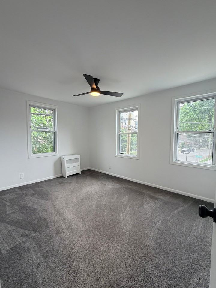 51 W Hitchcock Ave #FL2 - Photo 2 of 10