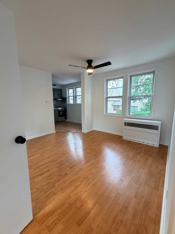 51 W Hitchcock Ave #FL2 - Photo 4 of 10