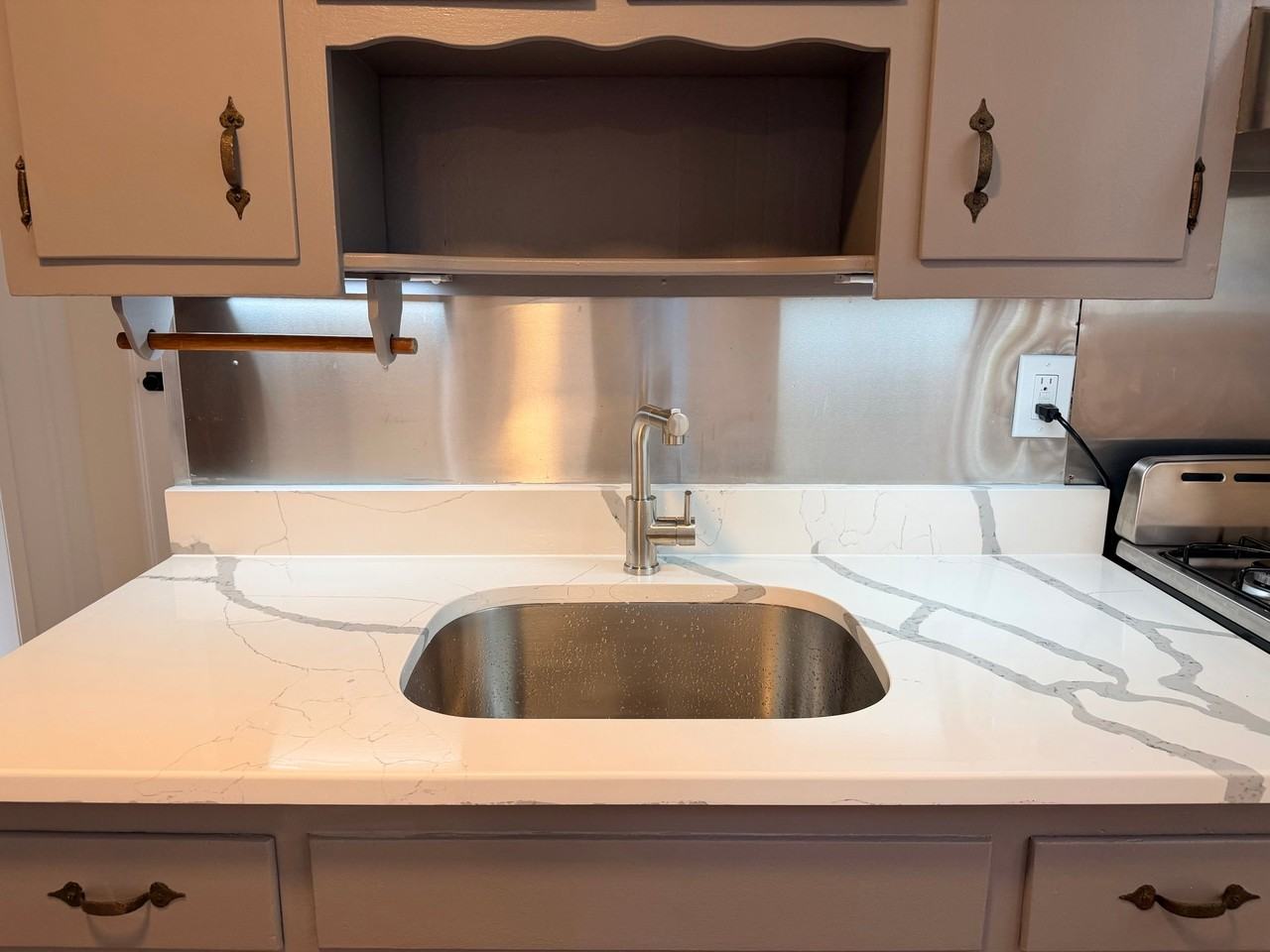 51 W Hitchcock Ave #FL2 - Photo 6 of 10