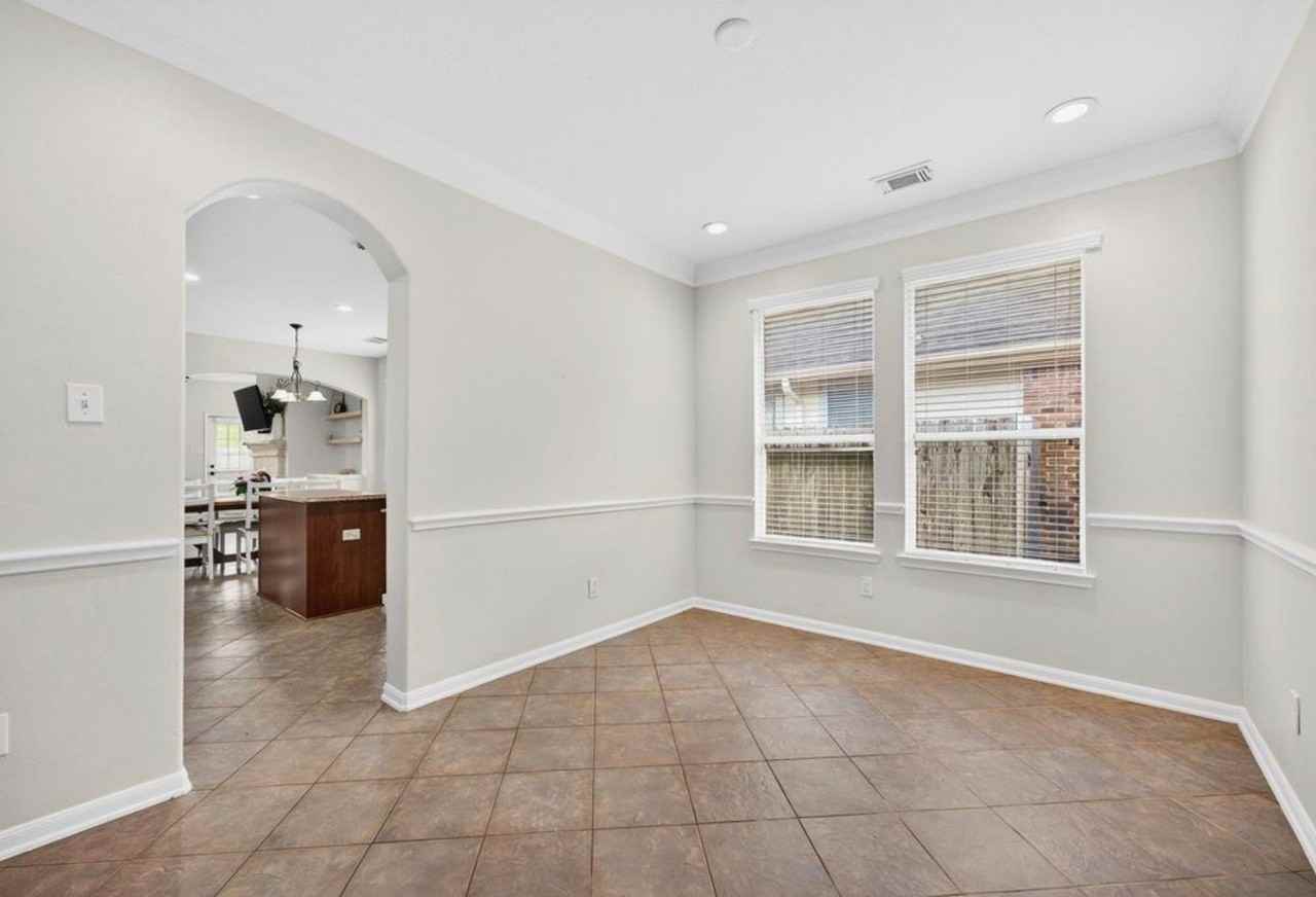 15226 Olmstead Park Dr - Photo 7 of 43