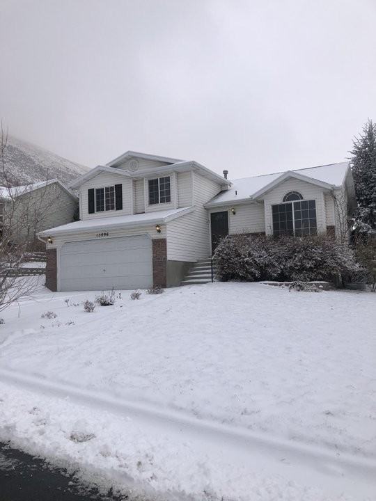 15096 S Vernal Cv - Photo 3 of 18