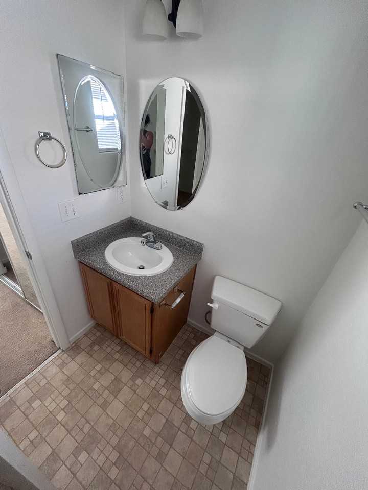 544 Mayfair Pl - Photo 5 of 8