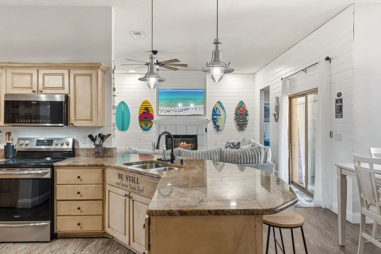 329 Sailfish Cir - Photo 7 of 20