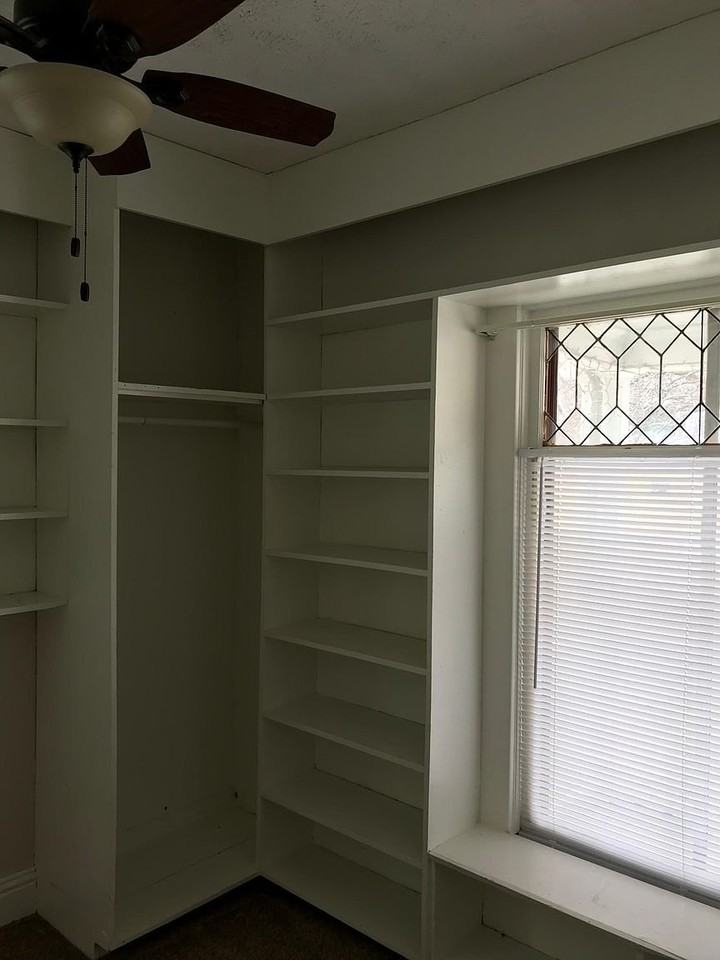 324 Park Ave - Photo 6 of 9
