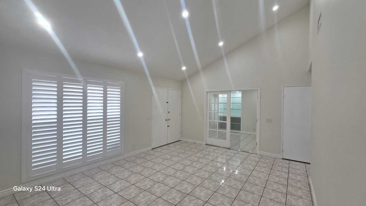 16219 Mount Lowe Cir - Photo 4 of 20