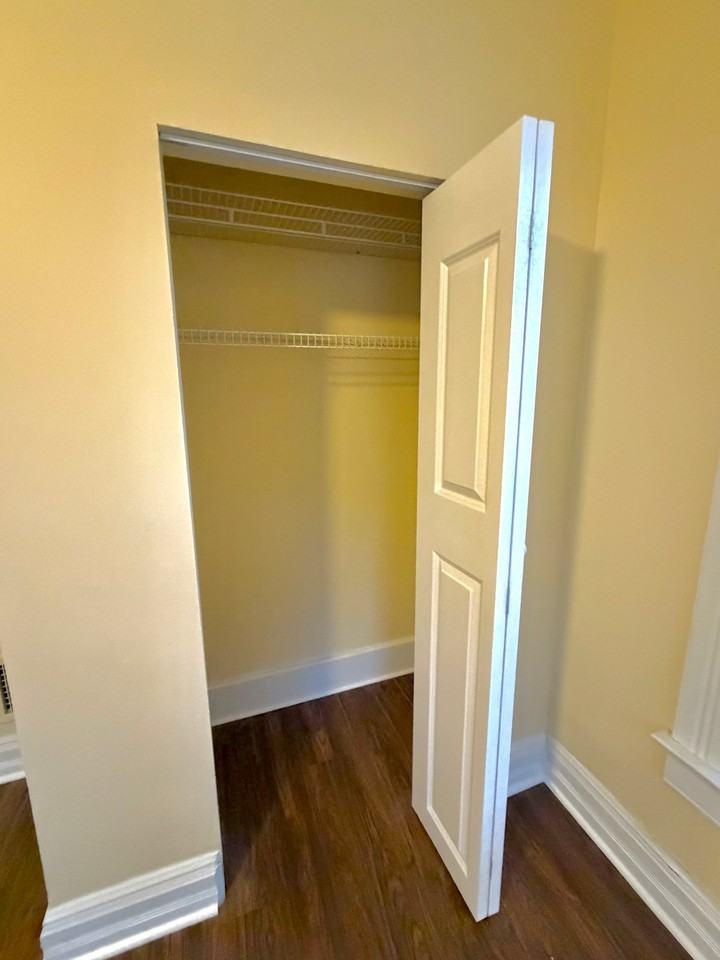 221 N Miami Ave #2 - Photo 4 of 14