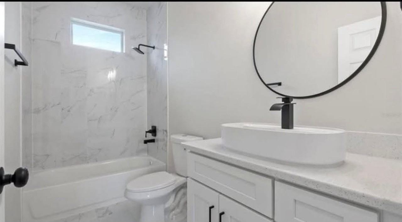 1630 Haddock St - Photo 5 of 7