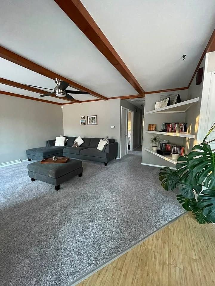 902 E Burkwood Dr - Photo 5 of 7