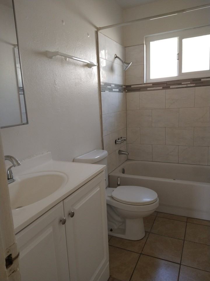 227 Clifford Ave #227 - Photo 4 of 4