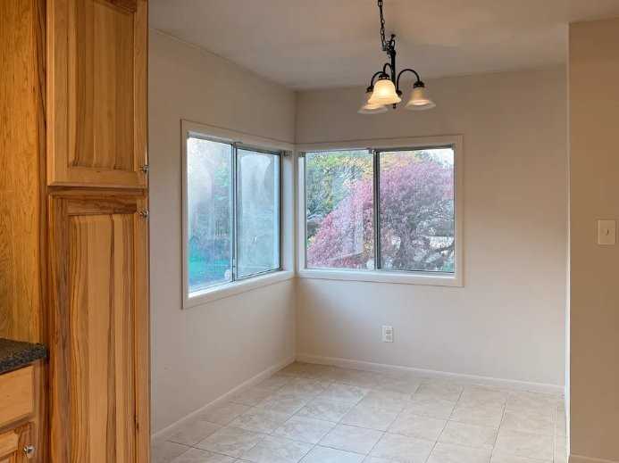 732 10th St Ne - Photo 5 of 11