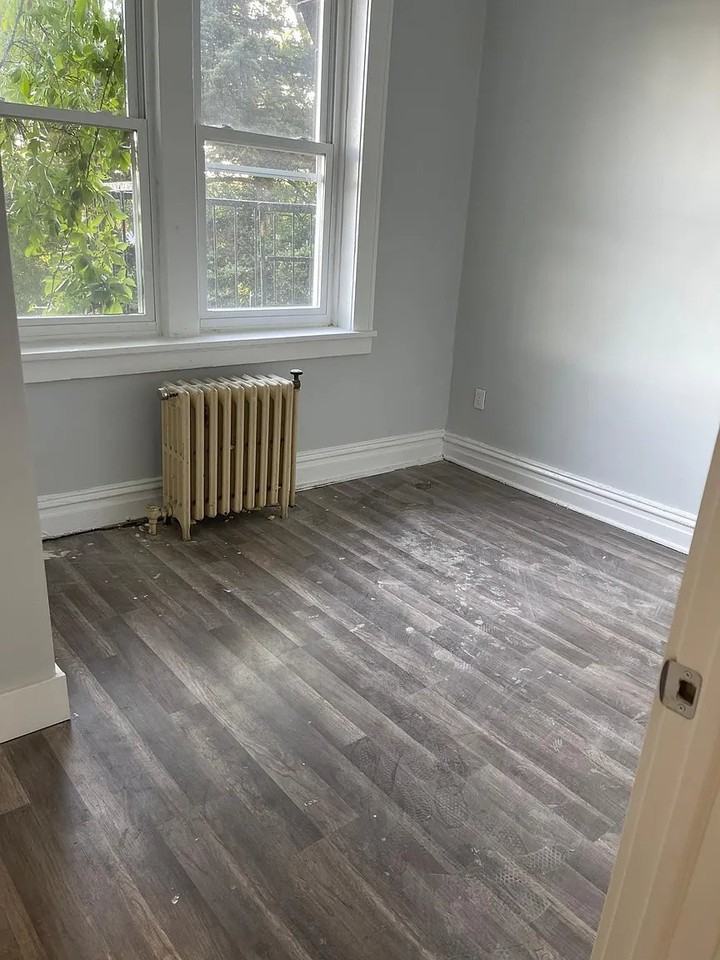 190 Carroll St #41 - Photo 2 of 5