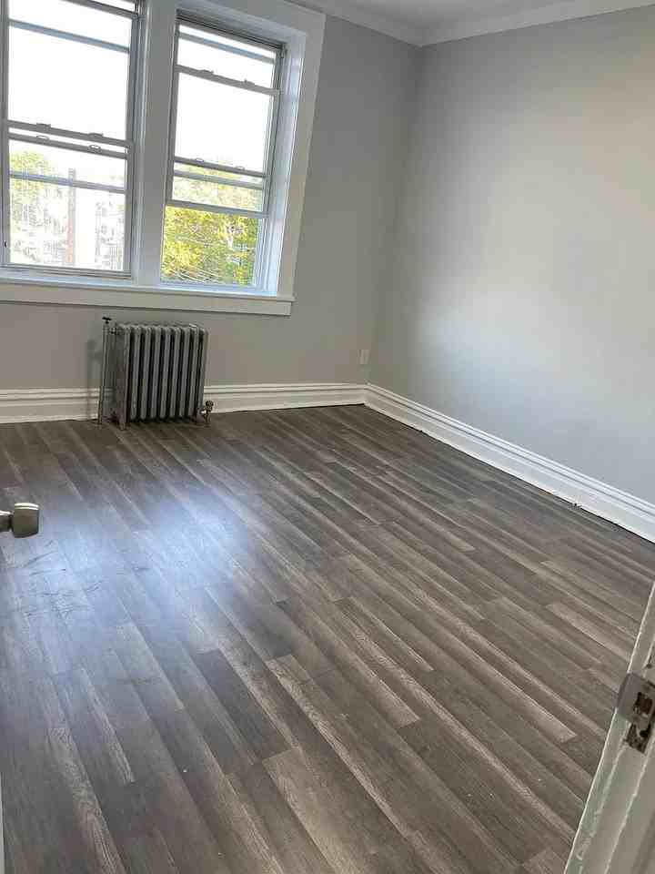 190 Carroll St #41 - Photo 3 of 5