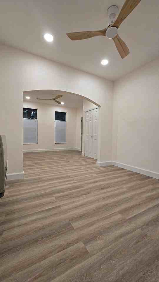 511 13th St #4 - Photo 2 of 15