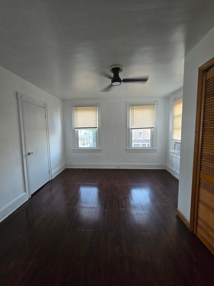 2903 Evergreen Ave #2 - Photo 5 of 8