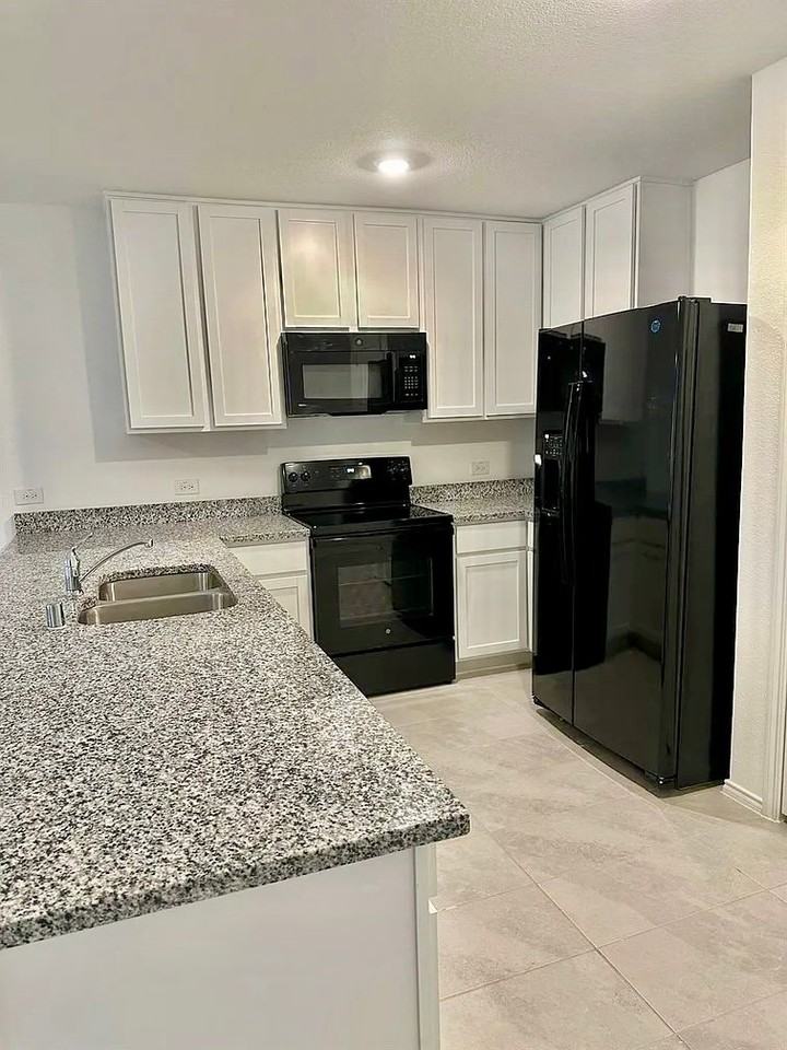 122 Wheatgrass Ln - Photo 3 of 11