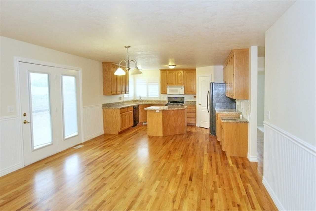 1611 Es - Photo 6 of 16