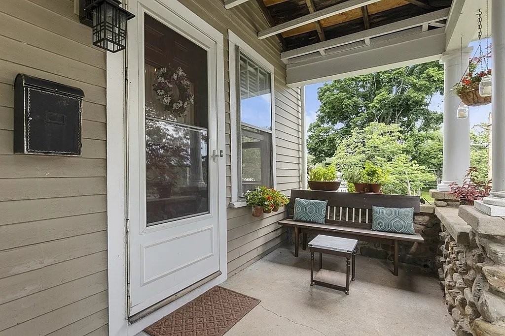 132 Fountain St - Photo 6 of 19