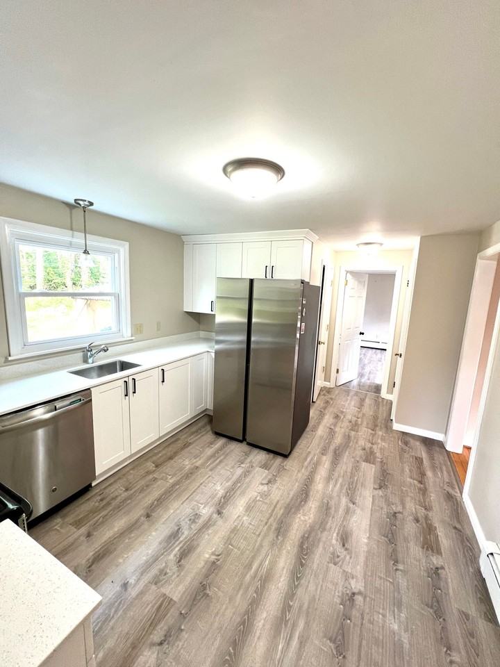 13 Meadowbrook Ln - Photo 5 of 19