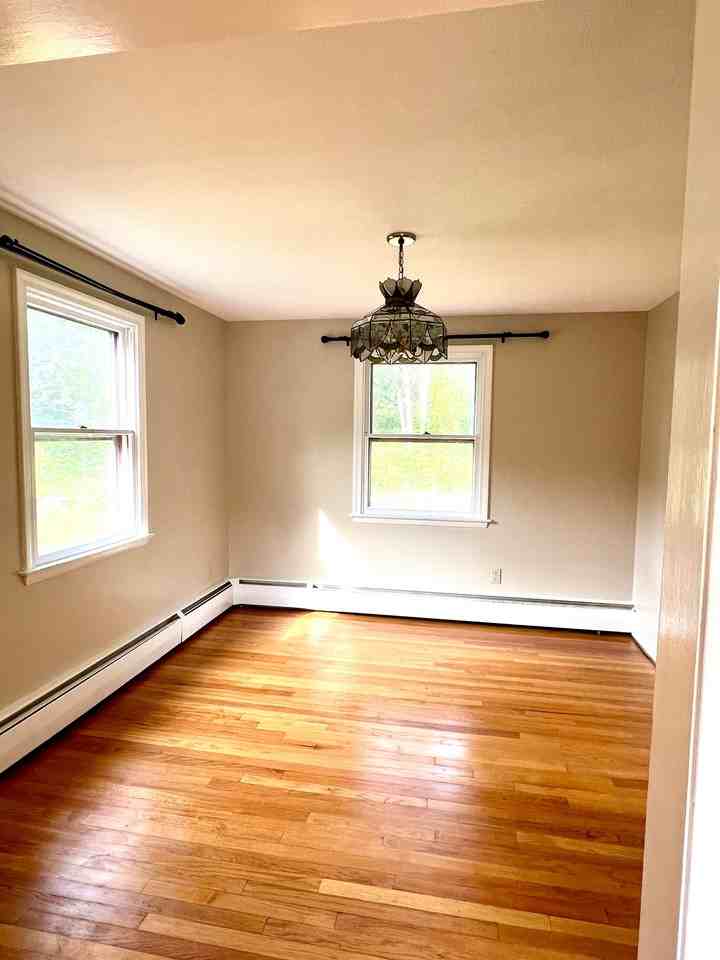 13 Meadowbrook Ln - Photo 7 of 19