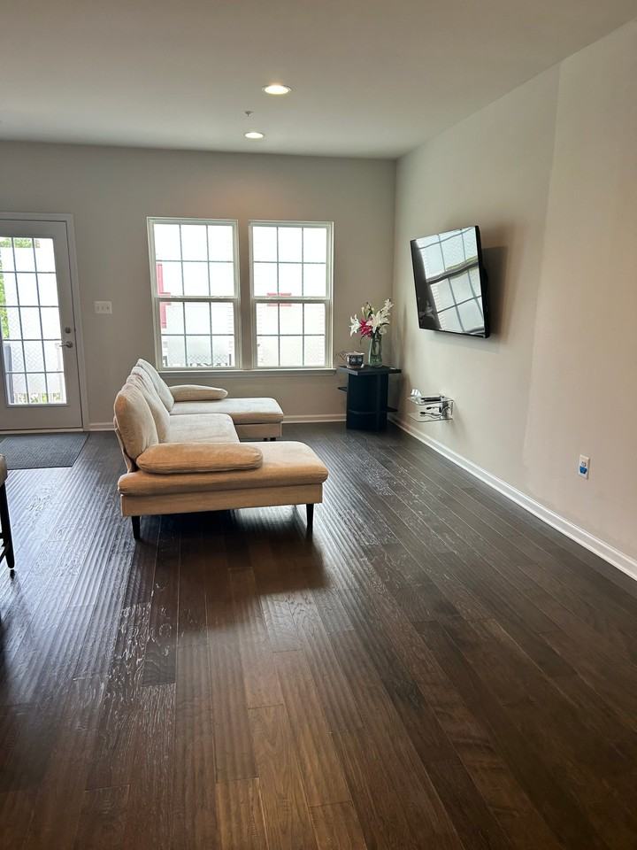 10500 Observatory Pl - Photo 3 of 3