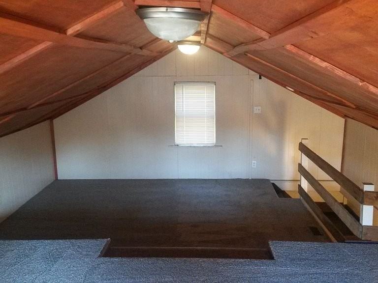 402 Institute St - Photo 2 of 14