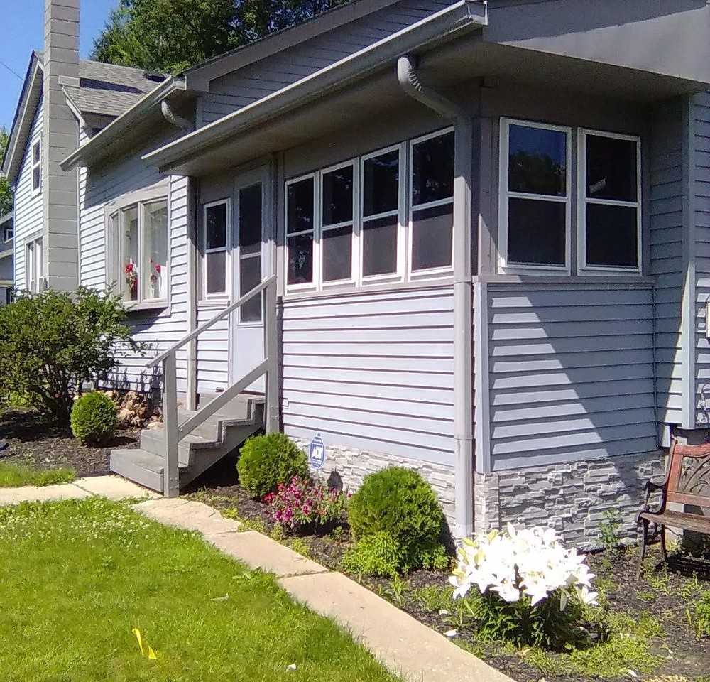 402 Institute St - Photo 6 of 14