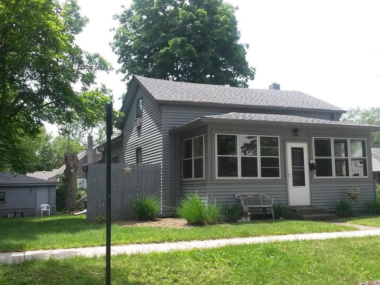 402 Institute St - Photo 7 of 14