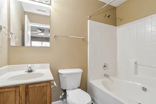 848 Anchor Ave Nw - Photo 2 of 8