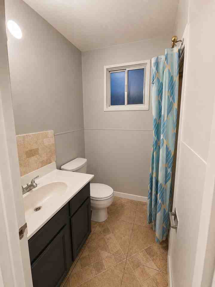 6402 W Devonshire Ave - Photo 3 of 3