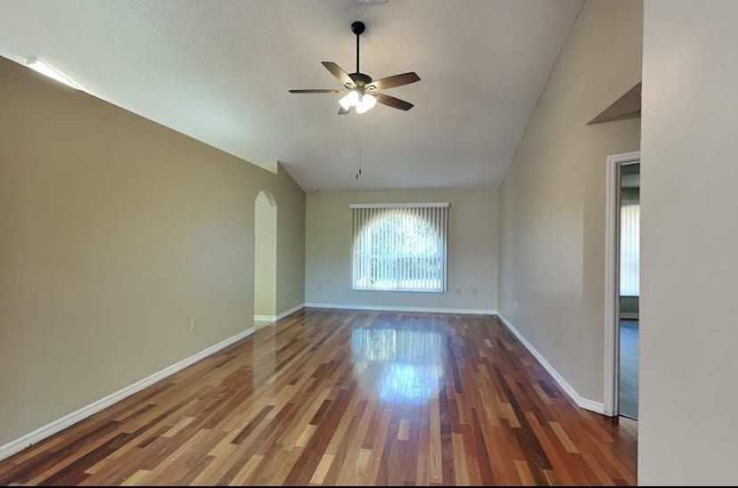 33327 Fountain Ln ##Fl - Photo 3 of 15